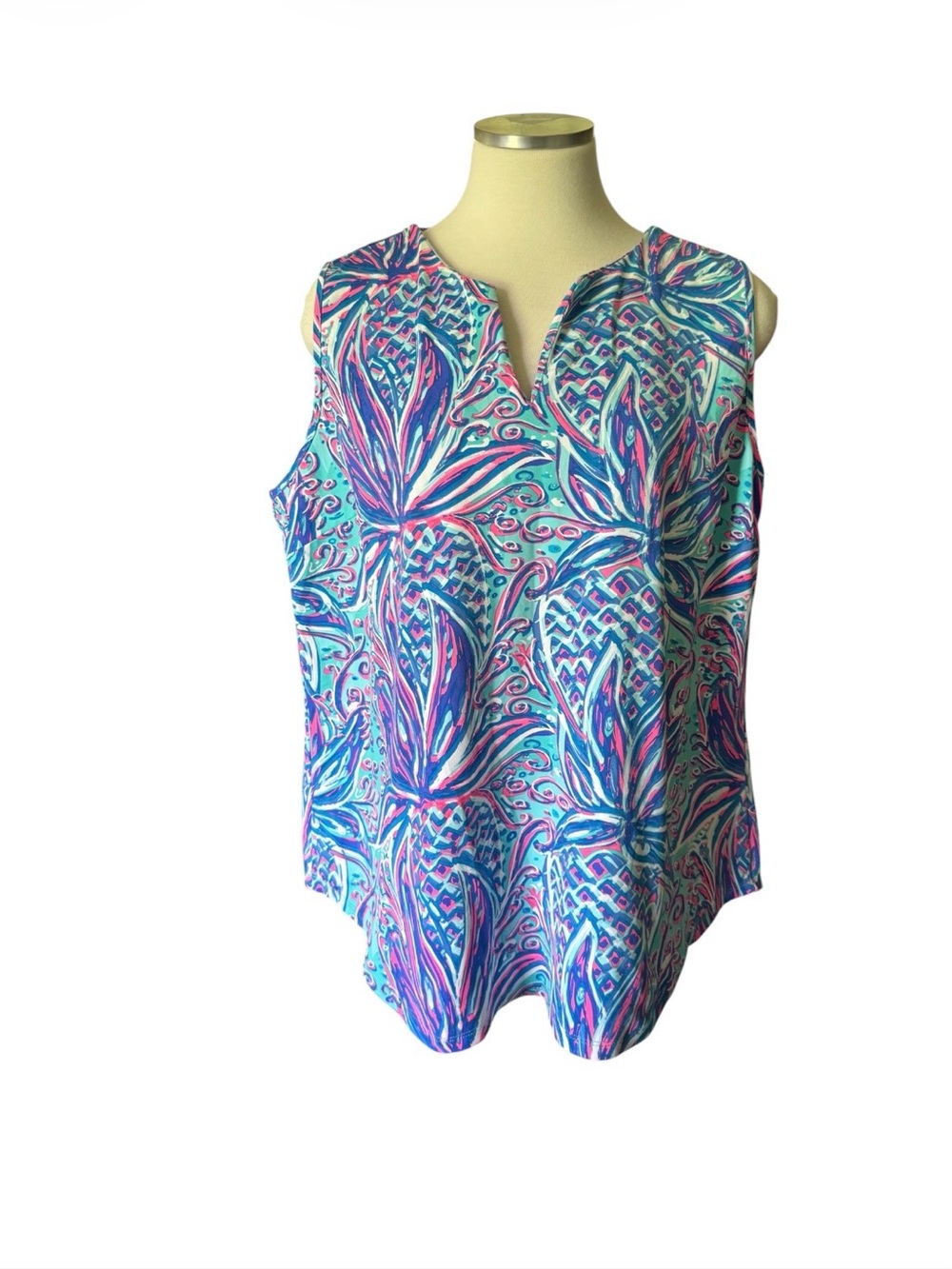Lilly Pulitzer Sleeveless V-Neck Tank in Aqua & Pink